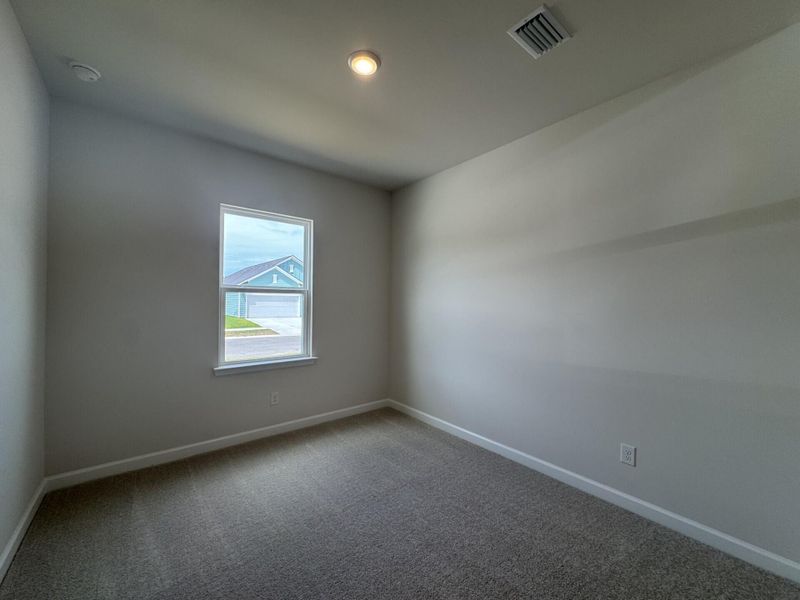 Spacious, unfurnished interior of a new home in , Ravenel (Image 19).