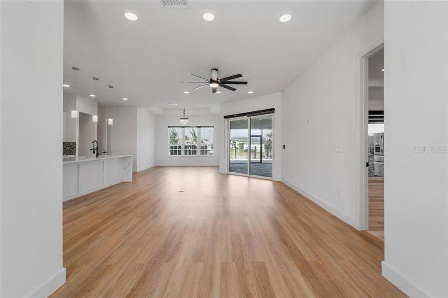 Spacious, unfurnished interior of a new home in , Port Charlotte (Image 48).