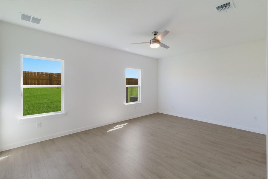 Spacious, unfurnished interior of a new home in Trails at Wildhorse, Austin (Image 18).