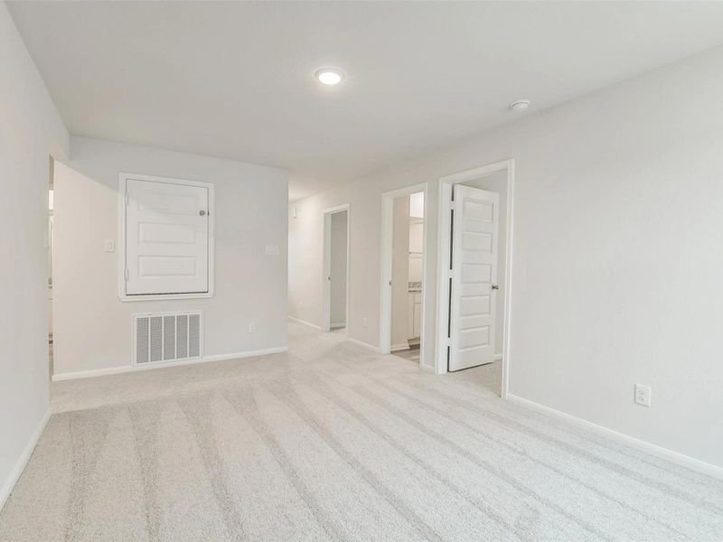 Spacious, unfurnished interior of a new home in Caney Creek Place, Conroe (Image 28). Spacious, unfurnished interior of a new home in Caney Creek Place, Conroe (Image 28).