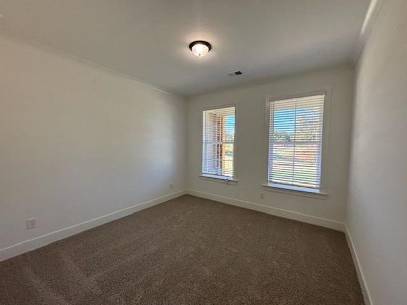 Spacious, unfurnished interior of a new home in Magnolia Ridge, Monroe (Image 21).