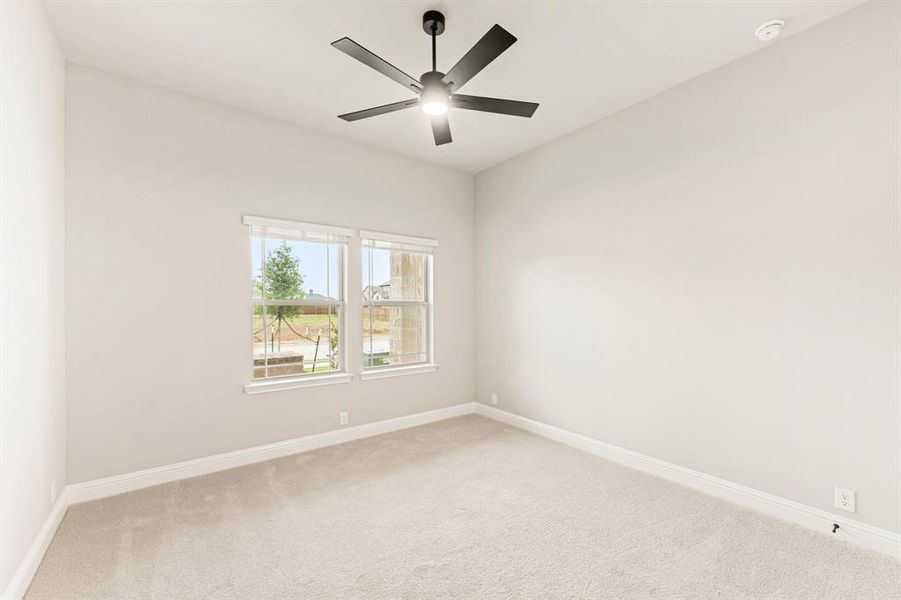 Spacious, unfurnished interior of a new home in Somerset, Venus (Image 25).