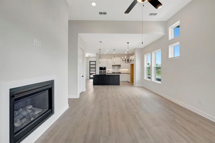 Spacious, unfurnished interior of a new home in Pomona - Grove Row Collection, Manvel (Image 16).