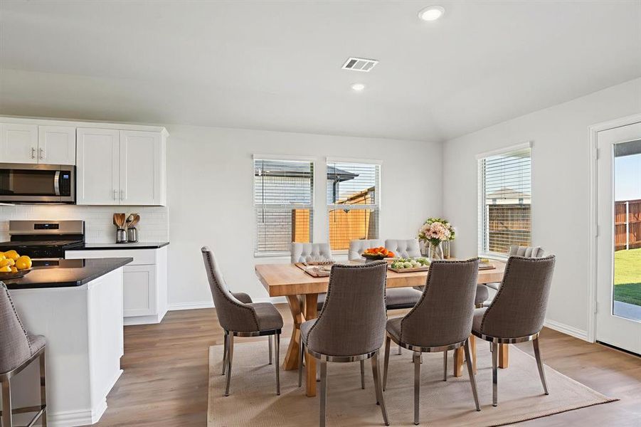 Furnished interior view inside a new home in Lakehaven - Signature Series, Farmersville (Image 8). Furnished interior view inside a new home in Lakehaven - Signature Series, Farmersville (Image 8).