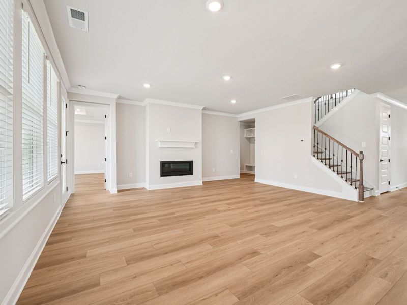 Spacious, unfurnished interior of a new home in Vines at Mill Creek - Legacy Series, Braselton (Image 11).