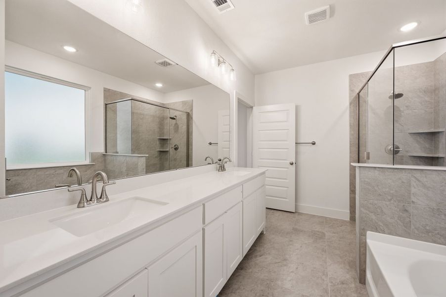 Furnished interior view inside a new home in Saddleback Estates, Boyd (Image 15).