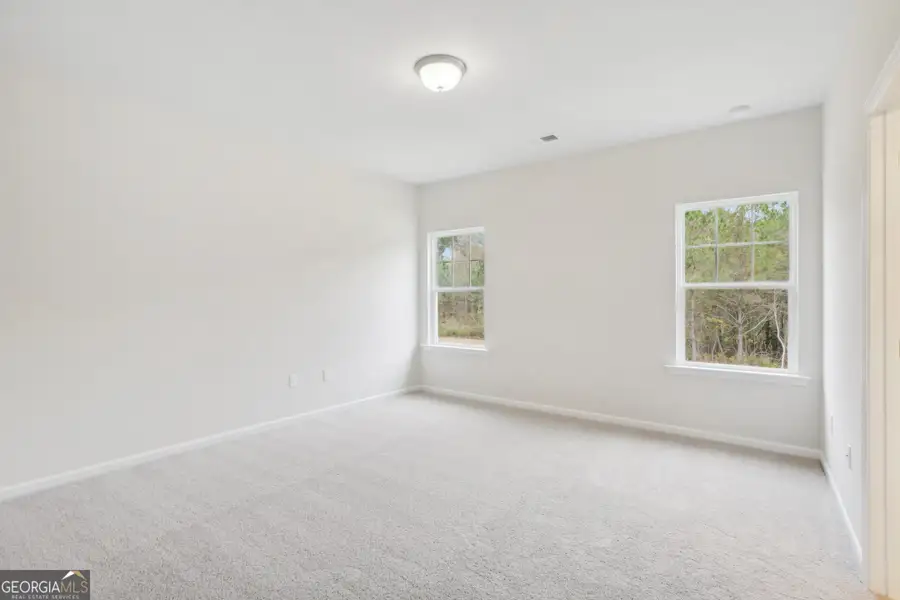 Spacious, unfurnished interior of a new home in Bryson Farms, Byron (Image 9).