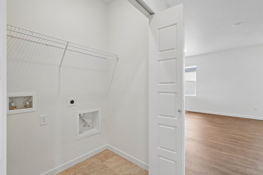 Spacious, unfurnished interior of a new home in Hudson Hills, Hudson (Image 38). Spacious, unfurnished interior of a new home in Hudson Hills, Hudson (Image 38).