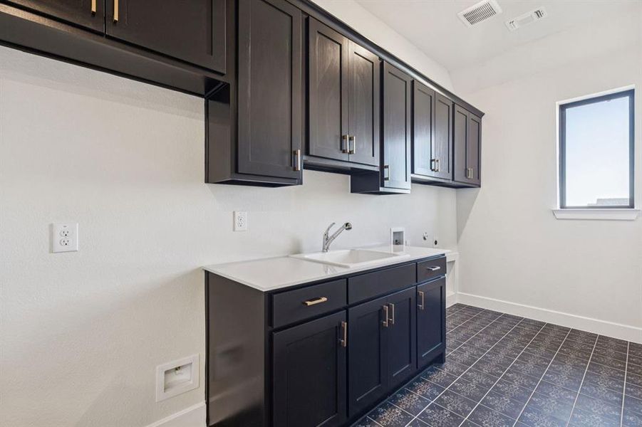 18-2119Verona_018 18-2119Verona_018