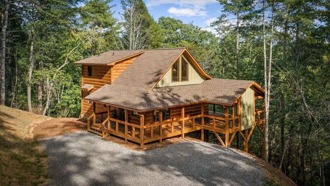 Image 77 of a home in .