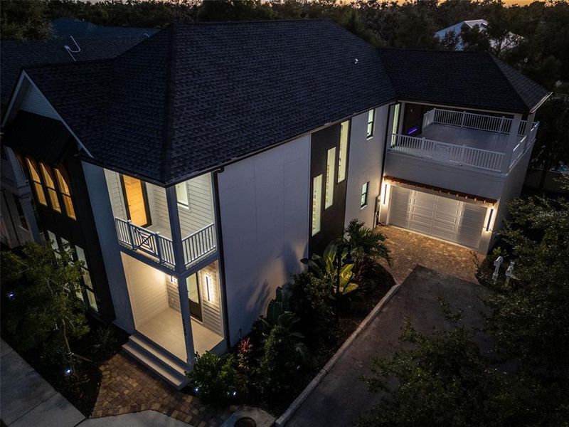 Exterior details and patio area of a home in , Sarasota (Image 45).