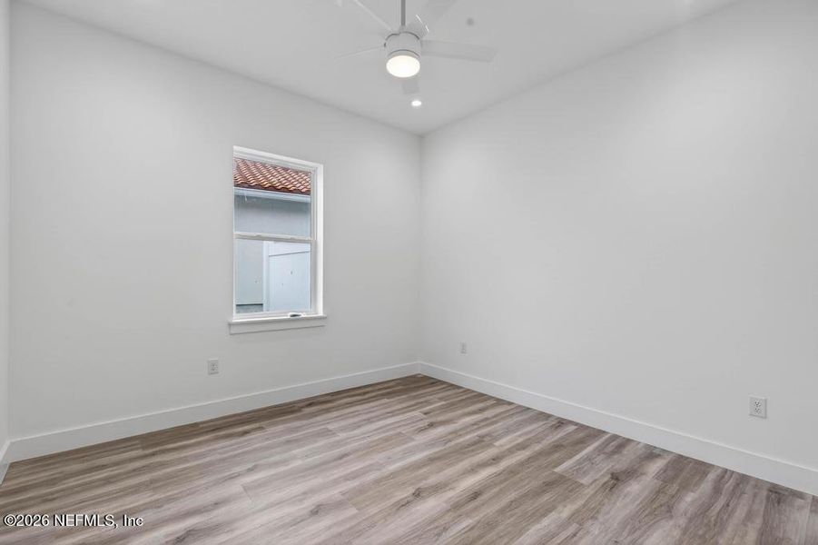 Spacious, unfurnished interior of a new home in , St. Johns (Image 31).