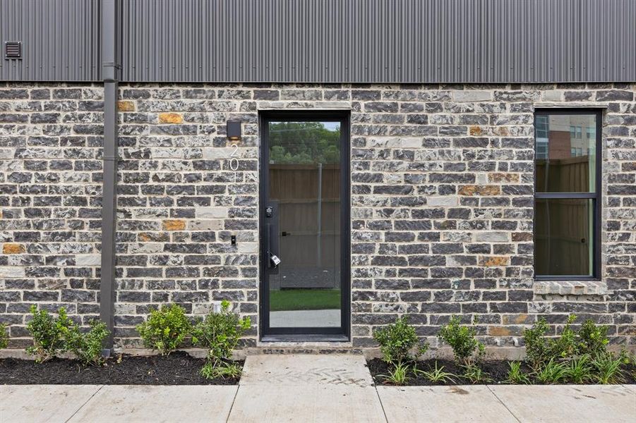 Front exterior of a new home in , Dallas, TX, highlighting curb appeal (Image 1). Front exterior of a new home in , Dallas, TX, highlighting curb appeal (Image 1).