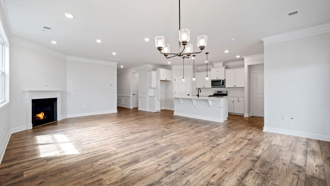 Spacious, unfurnished interior of a new home in The Villas at Pine Valley, Boiling Springs (Image 18).