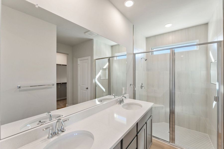 Furnished interior view inside a new home in Hunters Ranch, San Antonio (Image 8).