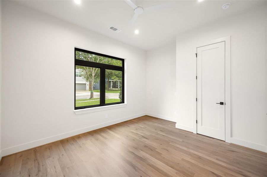 Spacious, unfurnished interior of a new home in , Dallas (Image 22). Spacious, unfurnished interior of a new home in , Dallas (Image 22).