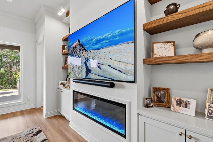 Furnished interior view inside a new home in , Bryan (Image 29).