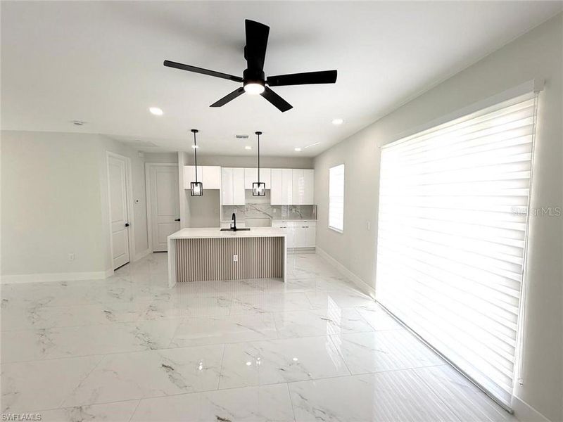 Spacious, unfurnished interior of a new home in , Lehigh Acres (Image 24).