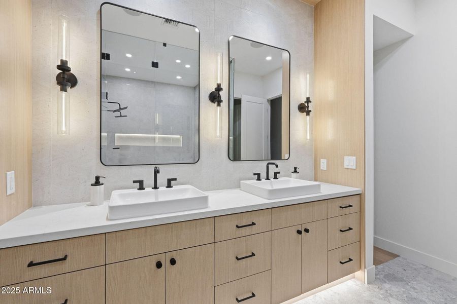 008_ListerPros (2) 008_ListerPros (2)