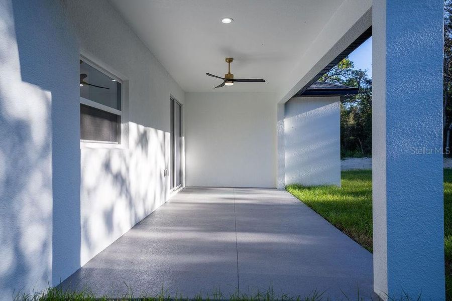 Spacious, unfurnished interior of a new home in , Dunnellon (Image 20). Spacious, unfurnished interior of a new home in , Dunnellon (Image 20).