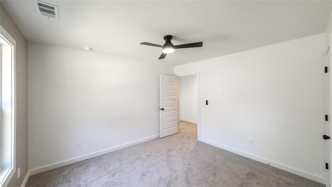 Spacious, unfurnished interior of a new home in , Bremen (Image 35).