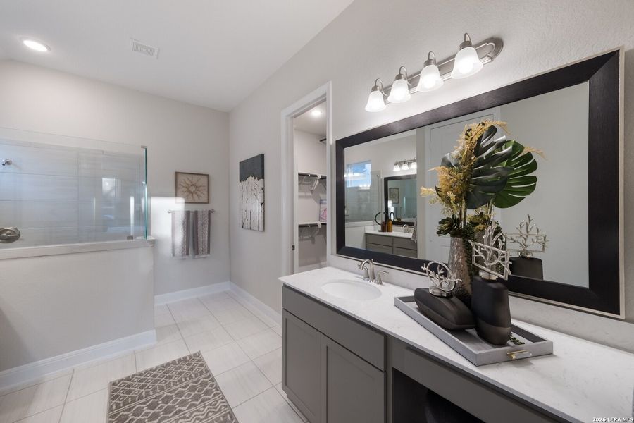 Furnished interior view inside a new home in Esperanza, Boerne (Image 21).