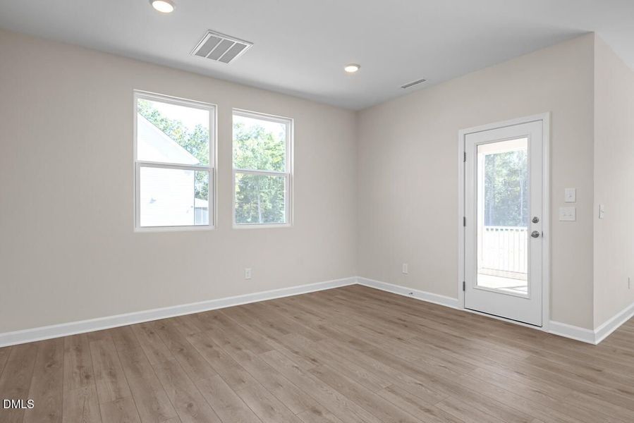 Spacious, unfurnished interior of a new home in Wellers Knoll, Lillington (Image 14).