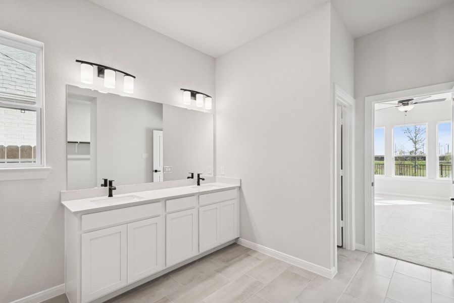 Furnished interior view inside a new home in Oakwood Estates, Waller (Image 5).