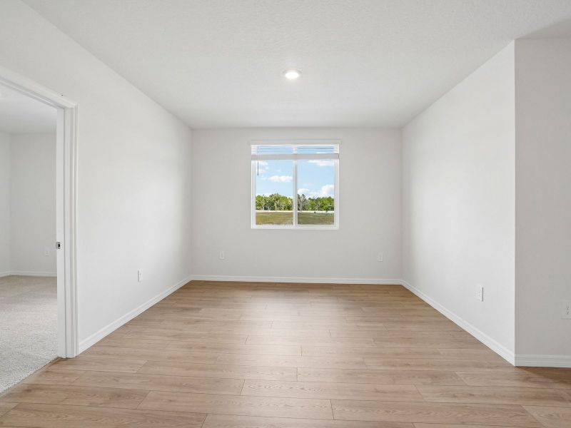 Spacious, unfurnished interior of a new home in Pine Ridge Meadows, Hudson (Image 17).