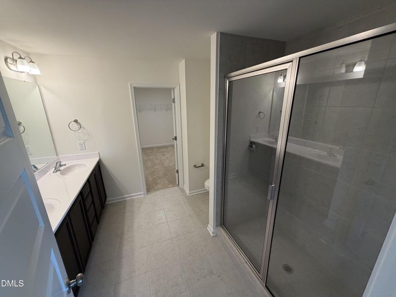 24_beyc69e01971bdbdb