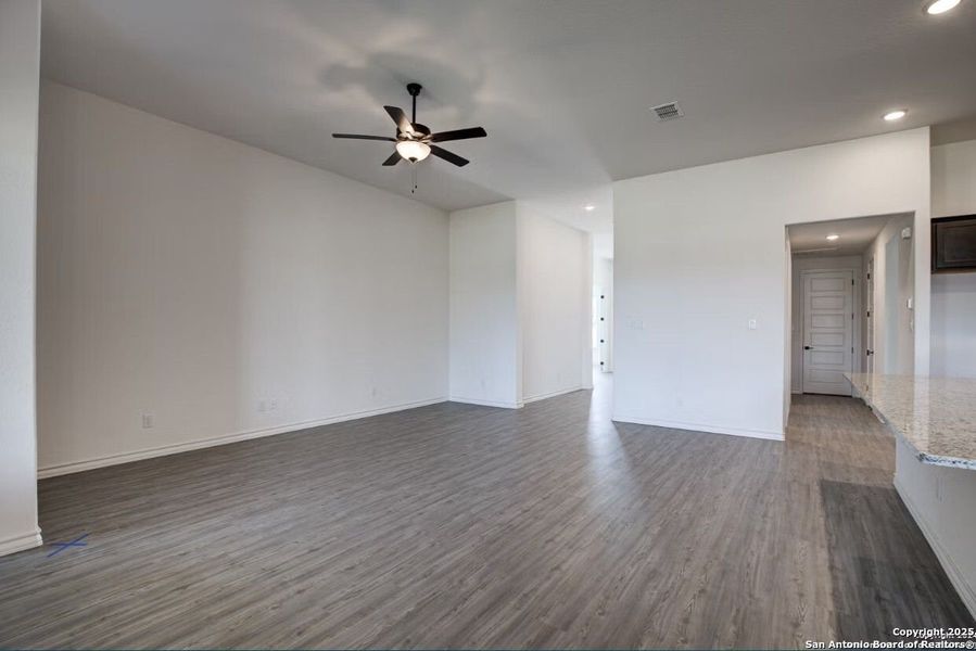 Spacious, unfurnished interior of a new home in The Reserve at Potranco Oaks, Castroville (Image 50).