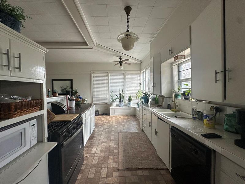 Furnished interior view inside a new home in , Paris (Image 24). Furnished interior view inside a new home in , Paris (Image 24).