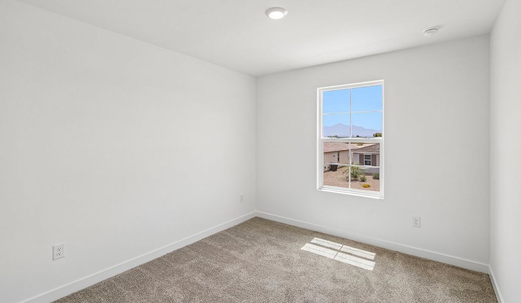 Spacious, unfurnished interior of a new home in The Oasis at Rocking K, Vail (Image 29).