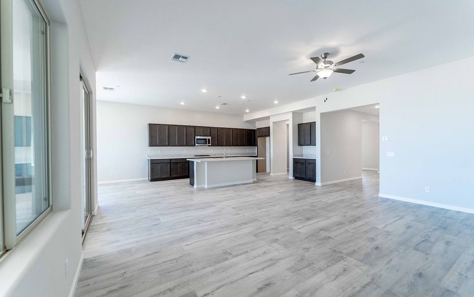 Image 22 of a home in Heritage Pointe.