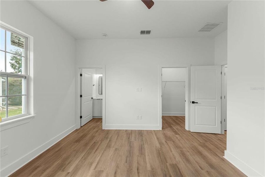 Spacious, unfurnished interior of a new home in , Beverly Hills (Image 42).