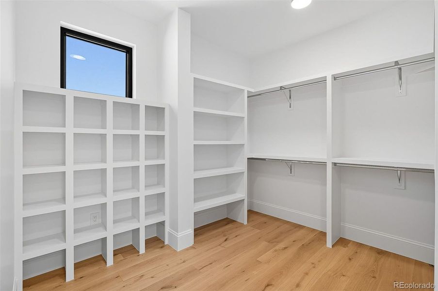 Image 47 of a home in .