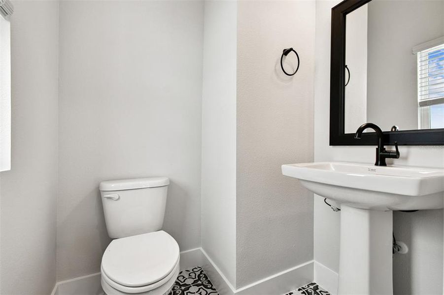 Furnished interior view inside a new home in , Sarasota (Image 14).