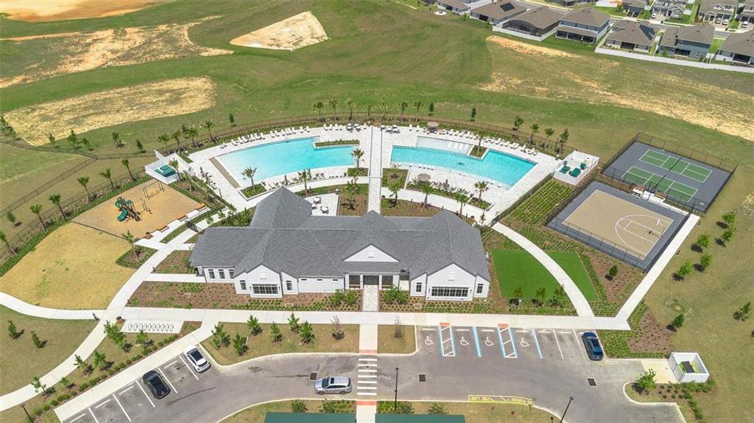 Community amenities in , Minneola (Image 31).