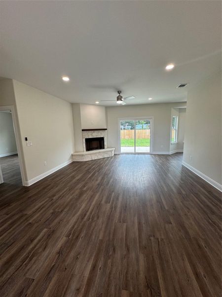 Spacious, unfurnished interior of a new home in , Thorndale (Image 28).