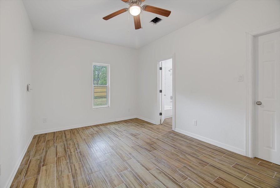 Spacious, unfurnished interior of a new home in , Dayton (Image 27). Spacious, unfurnished interior of a new home in , Dayton (Image 27).