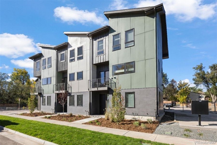 Image 30 of a home in .