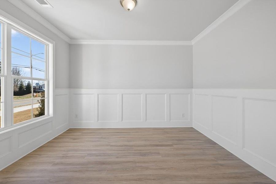 Spacious, unfurnished interior of a new home in Hemingway, Flowery Branch (Image 25).