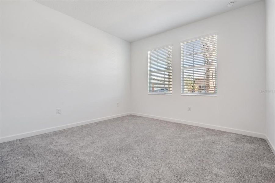 Spacious, unfurnished interior of a new home in , San Antonio (Image 33).