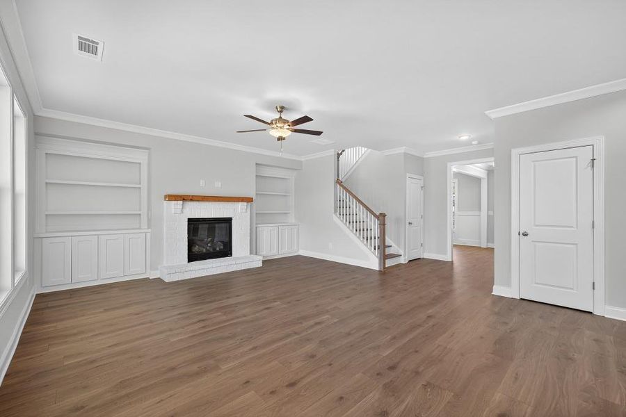 Spacious, unfurnished interior of a new home in Hemingway, Flowery Branch (Image 19).