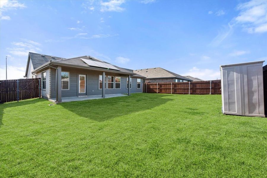 Exterior details and patio area of a home in , Fort Worth (Image 4).