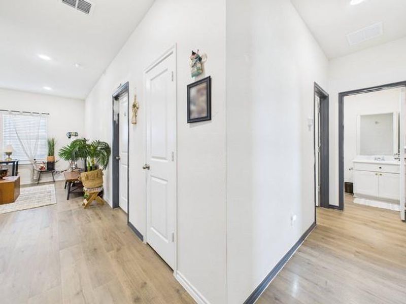 Furnished interior view inside a new home in Corsicana Commons, Corsicana (Image 4).