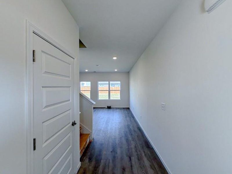 Spacious, unfurnished interior of a new home in , Rockmart (Image 20). Spacious, unfurnished interior of a new home in , Rockmart (Image 20).