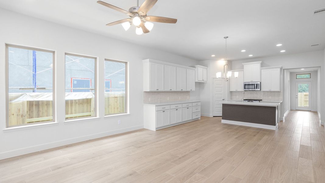 Spacious, unfurnished interior of a new home in Wildtree, Magnolia (Image 9).