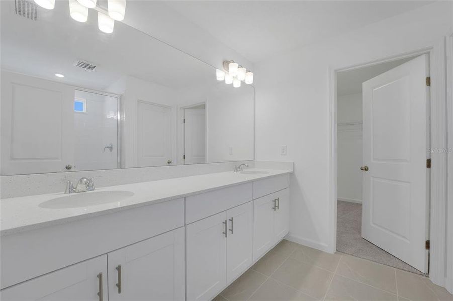 Furnished interior view inside a new home in Willowbrook North, Winter Haven (Image 16).