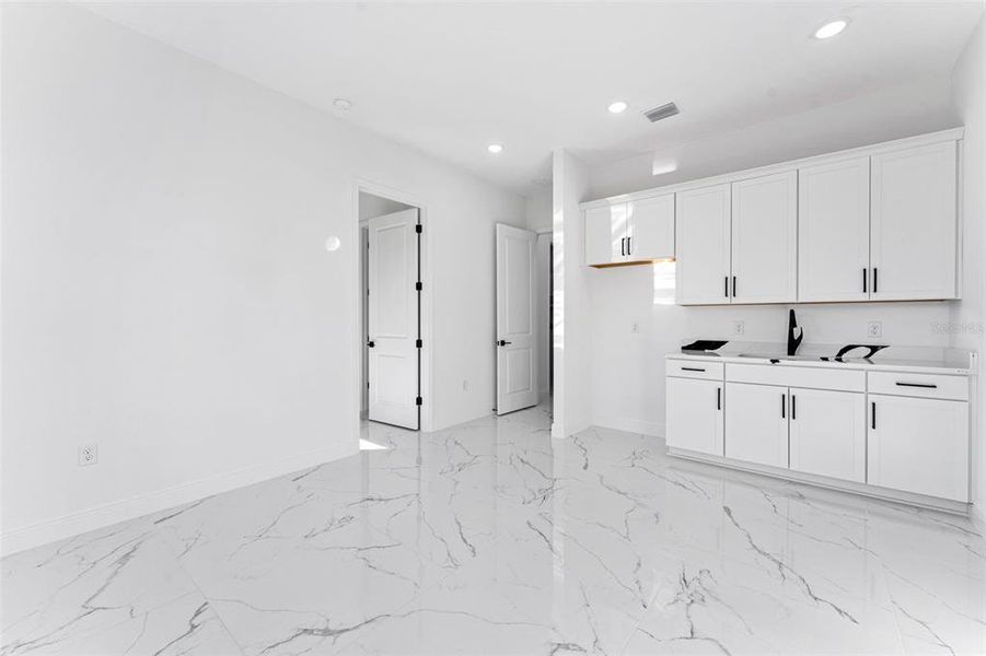 Image 36 of a home in .